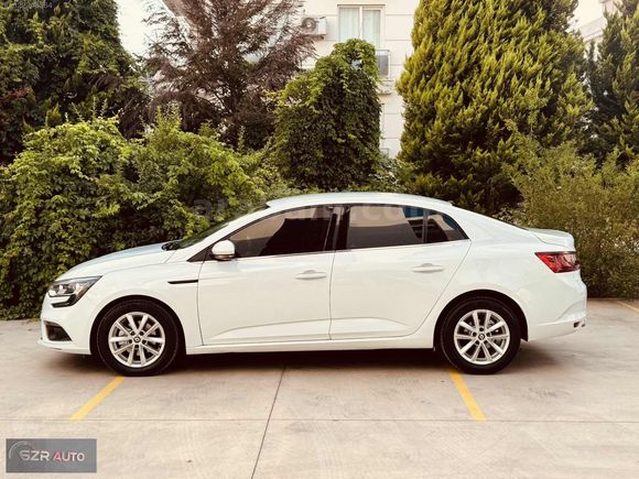 2020 MODEL TERTEMİZ 1.5 DCİ MEGANE 4 OTOMATİK VİTES