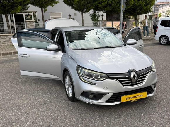 BİRDEM DEN KUSURSUZ MEGANE HATASİZ BOYASİZ