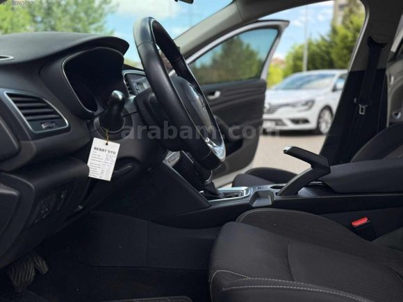 BİRDEM DEN KUSURSUZ MEGANE HATASİZ BOYASİZ