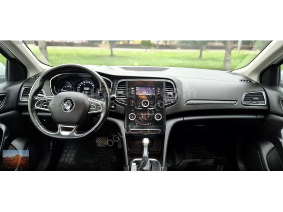 2020MDL RENAULT MEGANE 1.5BLUE DCİ TOUCH OTOMATİK SERVİS BAKIMLI