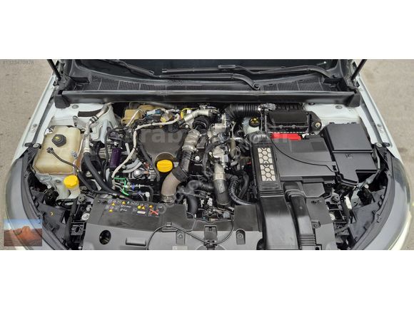 2020MDL RENAULT MEGANE 1.5BLUE DCİ TOUCH OTOMATİK SERVİS BAKIMLI