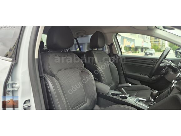 2020MDL RENAULT MEGANE 1.5BLUE DCİ TOUCH OTOMATİK SERVİS BAKIMLI