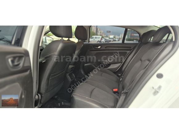 2020MDL RENAULT MEGANE 1.5BLUE DCİ TOUCH OTOMATİK SERVİS BAKIMLI