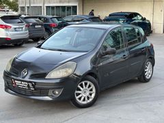 **UMAY** DAN 2009 BENZİN LPG 1.4 ORJINAL 190 KM DE CLİO 3
