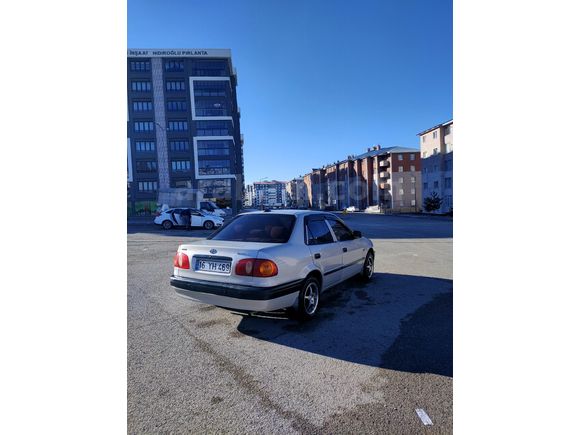 Sahibinden Toyota Corolla 1.3 Terra 2000 Model