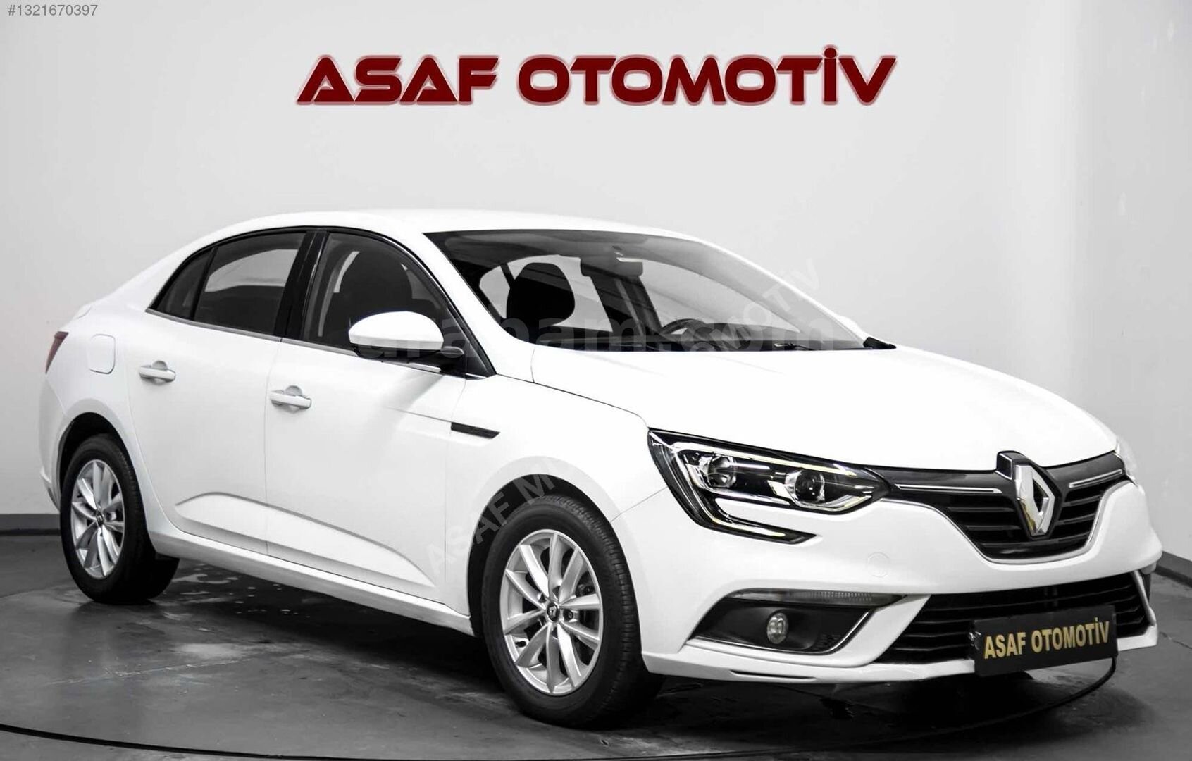 Galeriden Renault Megane 1.5 Blue DCI Touch 2020 Model İstanbul 155.000 km Beyaz 5