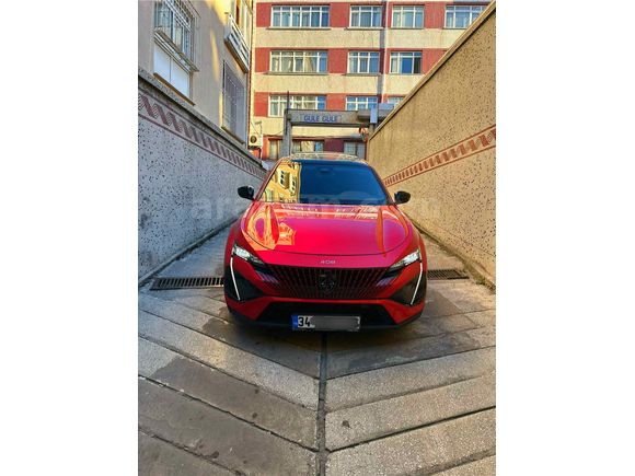 İlk sahibinden kapalı otopark aracı sıfır kokusu üstünde