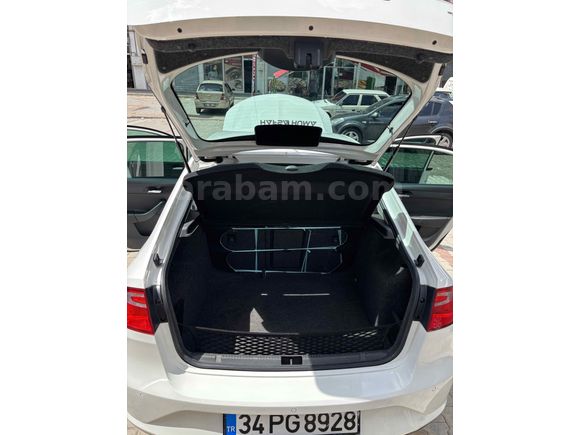 Acillllll Sahibinden Seat Toledo 1.4 TDI Style 2015 Model  