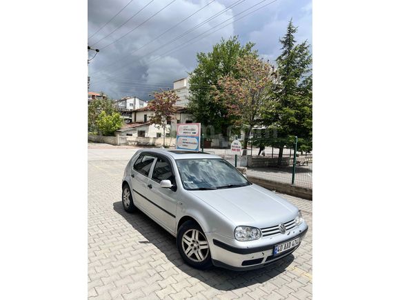 Sahibinden Volkswagen Golf 1.6 Comfortline 2001 Model  318.000 km Gri (Gümüş)