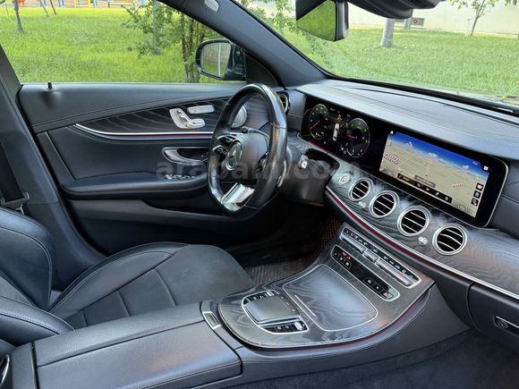 Mercedes - Benz E 200 d AMG 2020 