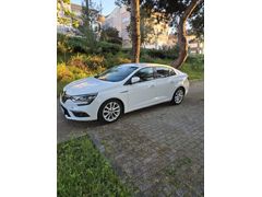 Sahibinden Renault Megane 1.5 dCi Icon 2018 Model  150.000 km Beyaz
