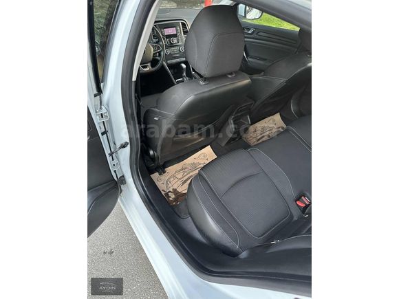 2019 MEGANE 1.5 BLUEDCI TOUCH EDC DEĞİŞENSİZ 82.000 KM