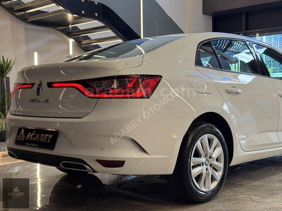 AĞABEY'DEN RENAULT MEGANE 1.5 BLUEDCİ TOUCH HATASIZ