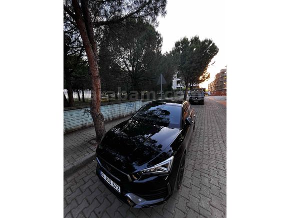 Sahibinden Kapalı Garaj Aracı Yetkili Servis Bakımlı Cupra