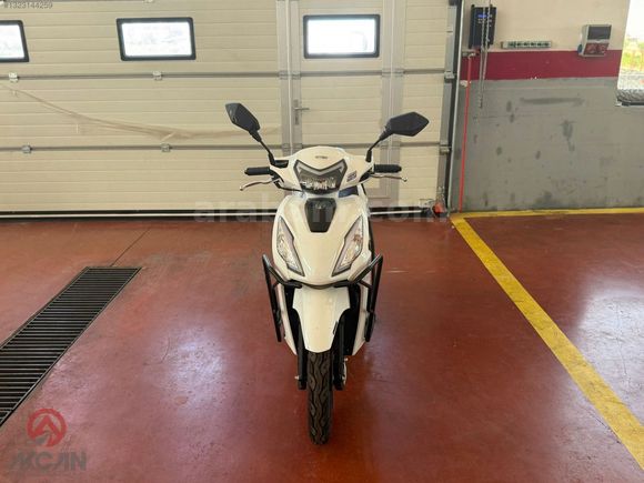 NAKİTE ÖZEL ARORA BOSS 125 ÇANTA İŞLİ