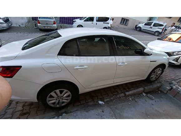 Sahibinden Renault Megane 1.3 TCe Joy 2021 Model