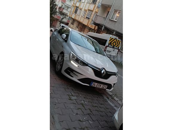 Sahibinden Renault Megane 1.3 TCe Joy 2021 Model