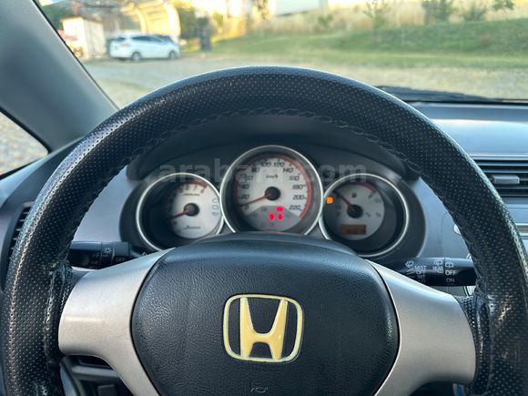 Sahibinden Honda Jazz 1.4 LS 2007 Model