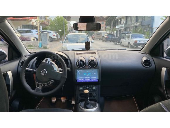 Sahibinden Nissan Qashqai 1.5 dCi Tekna Sky Pack 2013 Model Burdur 209.000 km Beyaz