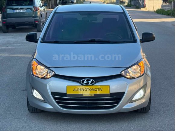 Galeriden Hyundai i20 1.4 CRDi Jump 2012 Model Balıkesir