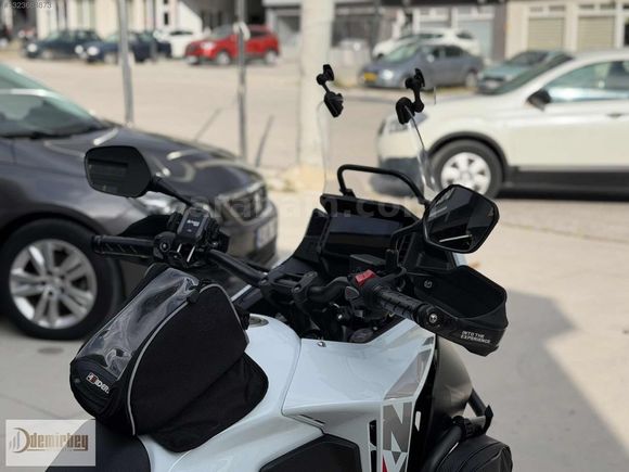 2024 HONDA NX500