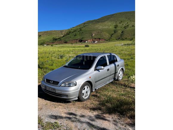 Sahibinden Opel Astra 1.6 CDX 1998 Model  385000 km Gri (Gümüş)