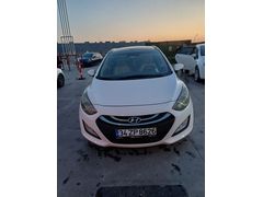 Sahibinden Hyundai i30 2012 Model Otomatik Vites TR EN UYGUNU