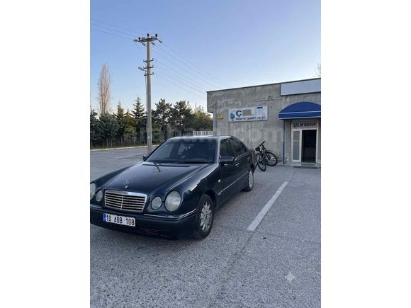 Sahibinden Mercedes - Benz E 200 Classic 1996 Model 