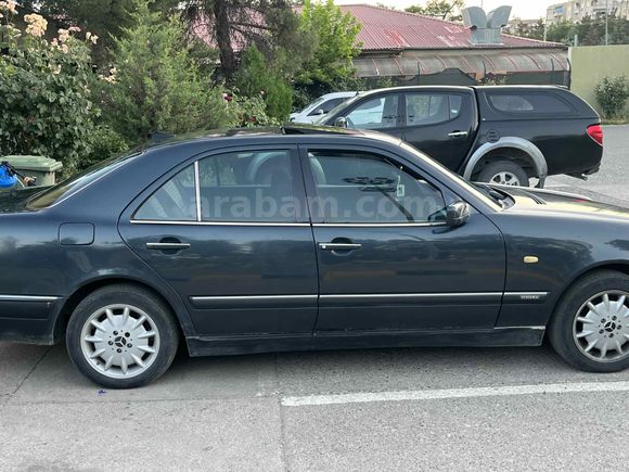 Sahibinden Mercedes - Benz E 200 Classic 1996 Model 