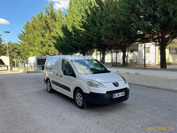 CAREMİ'DEN 2012 MODEL SIFIR MOTOR 1.6 HDİ PARTNER VAN !!!
