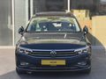 AK-CAR'dan 2021 PASSAT ELEGANCE-CAM TAVAN-G.GÖRÜŞ-ÇİFT NAVİ