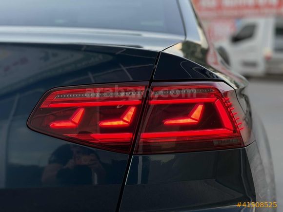 AK-CAR'dan 2021 PASSAT ELEGANCE-CAM TAVAN-G.GÖRÜŞ-ÇİFT NAVİ