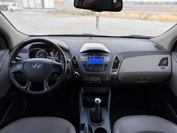2014 MODEL BOYASIZ ORJINAL 100 BİN KM'DE İLK SAHİBİNDEN İX35