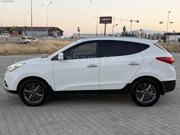 2014 MODEL BOYASIZ ORJINAL 100 BİN KM'DE İLK SAHİBİNDEN İX35