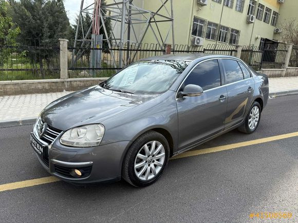 ERTEN OTOMOTİV DEN TEK DEĞİŞENLİ HARİCİ BOYASIZ JETTA