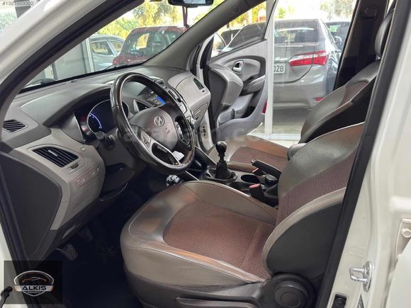2013 MODEL 123 BİN KM DE STYLE HYUNDAİ BOYASIZZ