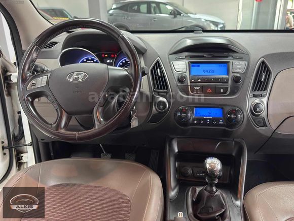 2013 MODEL 123 BİN KM DE STYLE HYUNDAİ BOYASIZZ