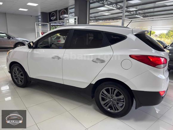 2013 MODEL 123 BİN KM DE STYLE HYUNDAİ BOYASIZZ