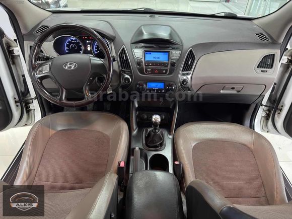 2013 MODEL 123 BİN KM DE STYLE HYUNDAİ BOYASIZZ