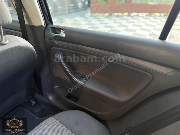 2009 VW GOLF 1.6 OTOMATİK 160.000 KM'de GERİ GÖRÜŞ + MULTİMEDİA