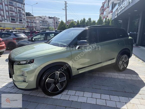 ÖZDEMİR''2025 JAECOO J7 EVOLVE 4X4 AWD 1.6 DCT 22000 KM ORJİNAL