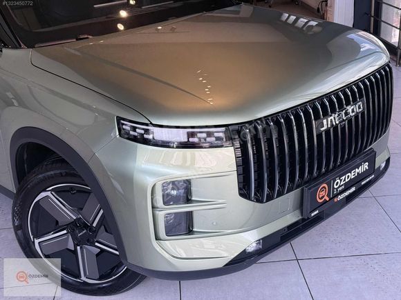 ÖZDEMİR''2025 JAECOO J7 EVOLVE 4X4 AWD 1.6 DCT 22000 KM ORJİNAL