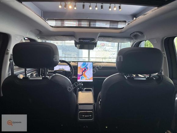 ÖZDEMİR''2025 JAECOO J7 EVOLVE 4X4 AWD 1.6 DCT 22000 KM ORJİNAL