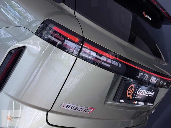 ÖZDEMİR''2025 JAECOO J7 EVOLVE 4X4 AWD 1.6 DCT 22000 KM ORJİNAL