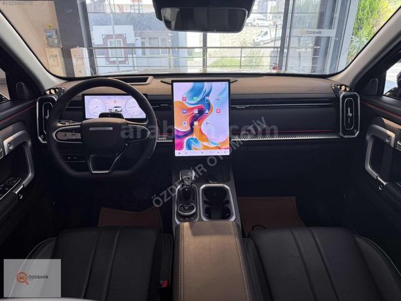 ÖZDEMİR''2025 JAECOO J7 EVOLVE 4X4 AWD 1.6 DCT 22000 KM ORJİNAL
