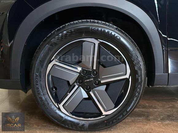 İSCARDAN 2025 MODEL JAECOO 7 EVOLVE 4*4 CAM TAVAN ELKTRKLİ BAGAJ