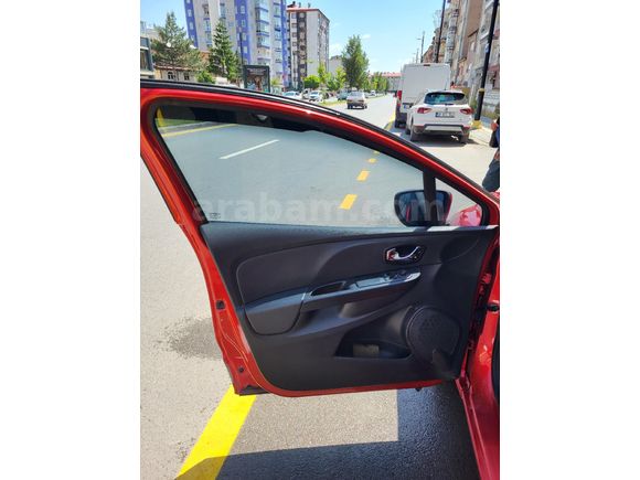 Sahibinden Renault Clio 1.2 Joy 2014 Model