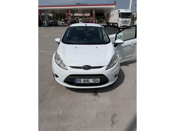 Sahibinden Ford Fiesta 1.4 TDCi Titanium X 2012 Model