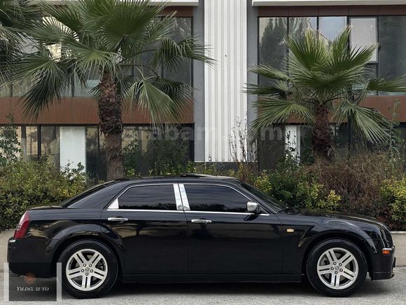 YILDIZ'DAN 2006 CHRYSLER 300C-3.0 CRD V6 - HEYBETLİ KASA