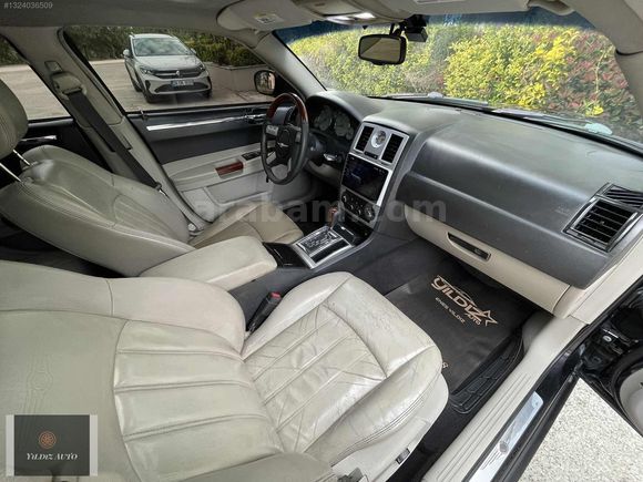 YILDIZ'DAN 2006 CHRYSLER 300C-3.0 CRD V6 - HEYBETLİ KASA